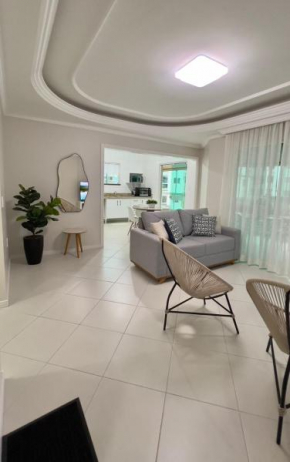 Apartamento de temporada rua 252 - Meia Praia - Itapema